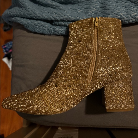Betsey Johnson Size 9 Gold Rhinestone Booties - Picture 6 of 10